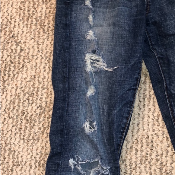 American Eagle High-Rise Jeans - Picture 2 of 6